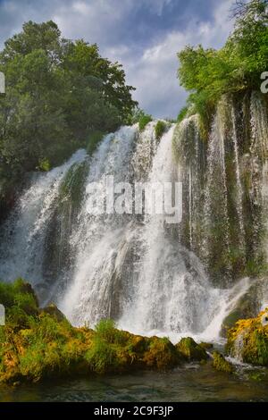 Nationalpark Krka, Nacionalni Park Krka, Dalmatien, Kroatien. Roski Slap Wasserfall. Stockfoto