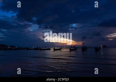 Sonnenuntergang in Sairee Beach - Koh Tao, Thailand Stockfoto