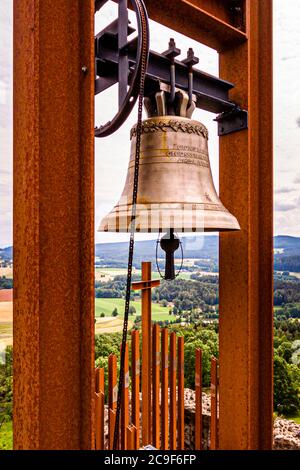 Rekonstruierter Glockenturm auf der Kapelle von Schloss Waldeck in Kemnath-Waldeck, Deutschland Stockfoto