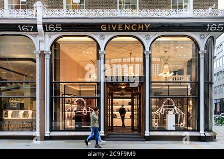 Givenchy Luxusjuwelier und Schmuckmarke Flagship Store außen in New Bond Street, Mayfair, London, England, Großbritannien Stockfoto