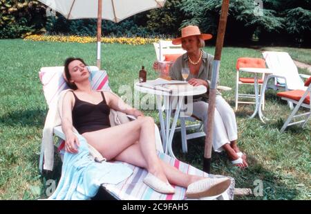 Schloß Hohenstein - Irrwege zum Glück, Fernsehserie, Deutschland 1992 - 1995, Darsteller: Sophie von Kessel, Ruth Maria Kubitschek Stockfoto