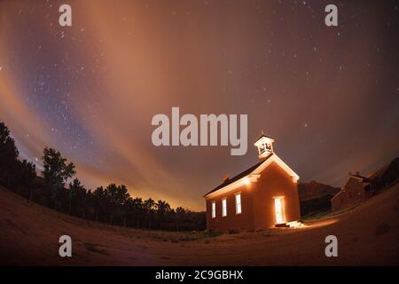 Mitternacht an der berühmten Kirche von Butch Cassidy und dem Sundance Kid. Stockfoto