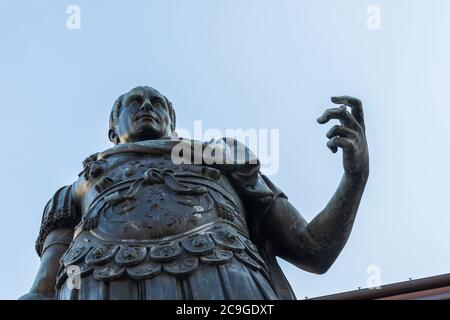 Statue von Julius Caesar in Cividale del Friuli, Italien Stockfoto