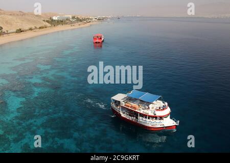 Blick vom Aquariumturm auf Eilat's Küste. Stockfoto