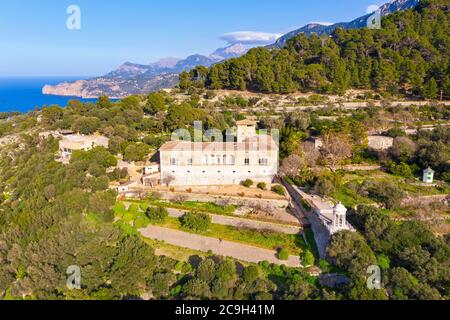 Son Marroig Villa, in der Nähe von Deia, Serra de Tramuntana, Drohnenaufnahme, Mallorca, Balearen, Spanien Stockfoto