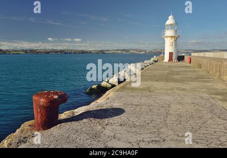 Hafen Wellenbrecher, Brixham, Devon. Stockfoto