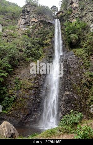 Illapani Wasserfall Quillabumba Stockfoto