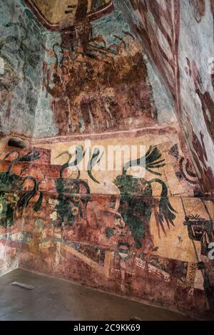 Ein Fresko Wandbild zeigt Feier und Ritual an der Ostwand von Raum 3 des Tempels der Wandmalereien in den Ruinen der Maya-Stadt Bonampak in Chi Stockfoto