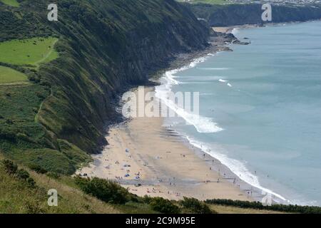 Sandy Penbryn Beach vom Wales Coast Path Ceredigion Wales Cymru UK Stockfoto