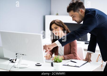 Geschäftsprozessmanagement Und Überprüfung Des Auditors Stockfoto