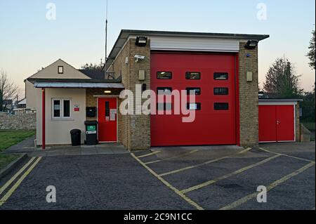 Die Feuerwache im Basildon District an der Nevendon Road, Wickford, Essex. Stockfoto
