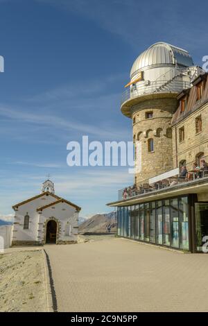 Zermatt, Schweiz - 19. Juli 2020: Hotel und Sternwarte Gornergrat über Zermatt auf den Schweizer alpen Stockfoto