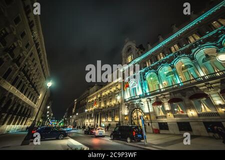 Casino de Madrid in calle de Alcala bei Nacht, Spanien Stockfoto