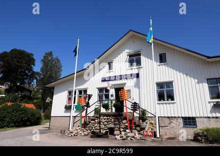 Haverud, Schweden - 24. Juni 2020: Außenansicht des Kanalmuseums in der Haverud Schleusenaera. Stockfoto