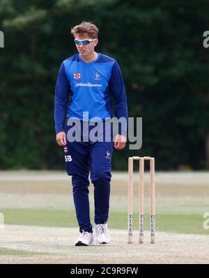 BILLERICAY, Großbritannien, AUGUST 01:George Ballington von Sheffield CC während der Shepherd Neame Essex Cricket League Gooch Division zwischen Billericay Stockfoto