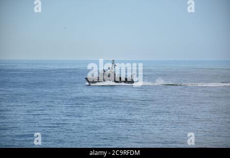 FPV watchful von der Sussex IFCA Patrouille vor der Küste von Hastings, Sussex, England, Großbritannien. Stockfoto