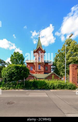 Restauriertes historisches Gebäude im Stadtzentrum von Lodz, Polen. Stockfoto