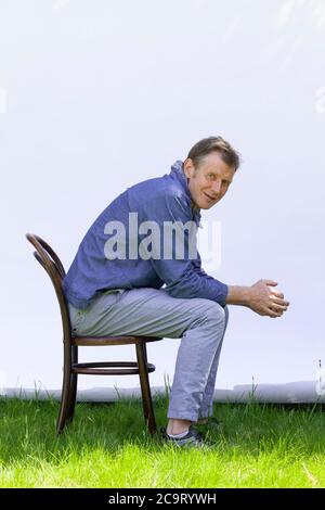 Schauspieler Jason Flemyng, 53, fotografiert mit sozialer Distanzierung während des Lockdown in London, 18. Mai 2020. Stockfoto