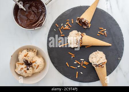 Schokolade Erdnussbutter Eis Stockfoto