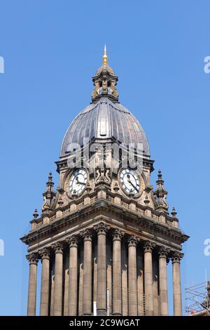 Leeds Town Hall Clock Tower nach der kürzlichen Renovierung Stockfoto