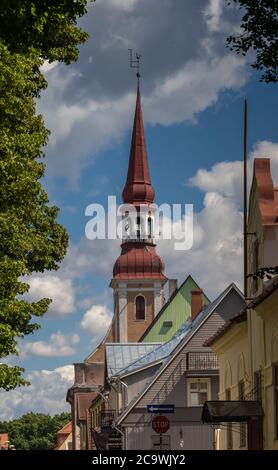 Altstadt von Parnu, die viertgrößte Stadt Estlands und ein beliebter Ferienort mit einer charmanten Altstadt und großen Stränden an der Ostsee. Stockfoto