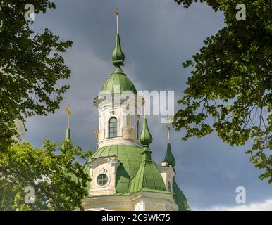 St. Katharinenkirche, Altstadt von Parnu, die viertgrößte Stadt Estlands und ein beliebter Ferienort mit einer charmanten Altstadt und großen Stränden Stockfoto