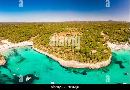 Cala Mondrago - Strand im Sommer, Parque Natural de Mondrago. Santanyi. Malorca. Spanien Stockfoto