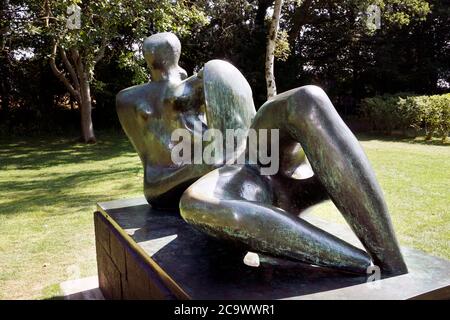 henry moore Bronzeguss Skulptur 'Mutter und Kind' Stockfoto