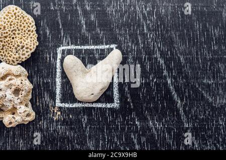Häkchen auf der Checkliste, Ticken Sie in das Kästchen Konzept.. Meeresmotiv Stockfoto
