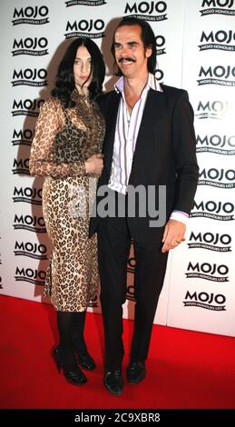 Susie Bick und Nick Cave bei den Mojo Honors Awards, London am Montag, 16. Juni 2008. Stockfoto