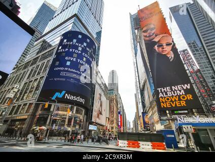 NEW YORK LEBT MIT DEM CORONAVIRUS Stockfoto