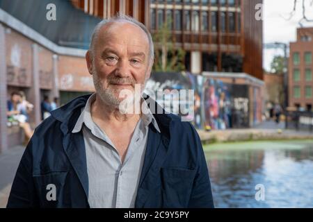 Vince Power, irischer Musikort und Festivalbesitzer und Gründer von Mean Fiddler, der in London lebt und arbeitet. Er wird in Camden Lock, ne, fotografiert Stockfoto