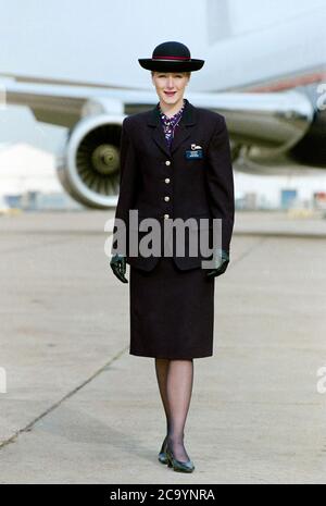 British Airways Uniformen 1991 am Flughafen London Heathrow Stockfoto