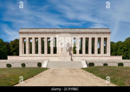 Château-Thierry, Frankreich - Juli 23 2020: Das amerikanische Denkmal Château-Thierry ist ein Denkmal des Ersten Weltkriegs in der Nähe von Château-Thierry, Aisne, Frankreich. Stockfoto