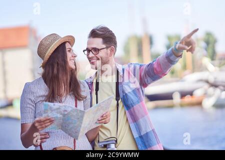 Erwachsene glücklich Touristen Sightseeing Danzig Polen im Sommer Stockfoto