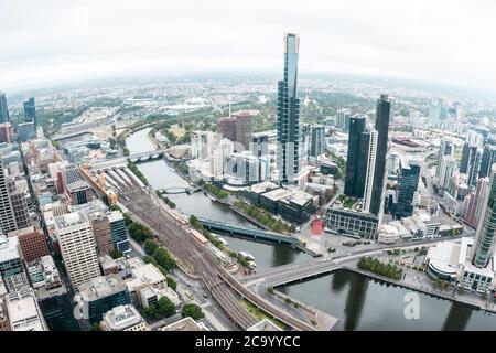 Melbourne, Australien - 7. Januar 2009: Luftaufnahme von Melbourne vom Rialto-Turm aus. Fischaugen-Bild Stockfoto