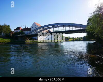 Straubing, Deutschland: Eine Brücke über die Donau Stockfoto
