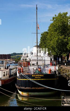 Ex Royal Mail Steam Package Co, Red Funnel Line, MV Balmoral. Vor Anker in Bristol Harbour, Bristol, England. Juli 2020 Stockfoto