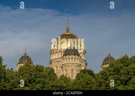 Die Geburtskirche Christi, Riga, Lettland. Neo-byzantinischer Stil. Erbaut während der Zeit des Russischen Reiches. Riga, Hauptstadt von Lettland und die größte c Stockfoto