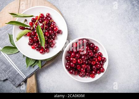 Frische Kirschen entsteint Stockfoto