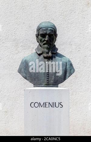 Büste von John Amos Comenius am Karoly Eszterhazy University Comenius Campus in Sarospatak, Ungarn. Stockfoto