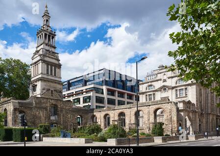Die Ruinen von Christ Church Greyfriars in Newgate St, in der City of London, Großbritannien Stockfoto