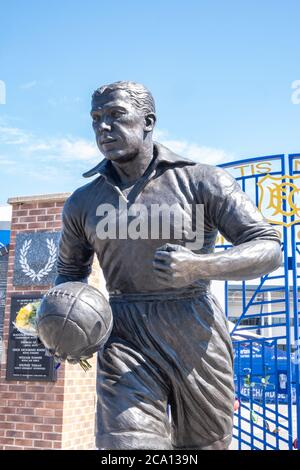 Statue von Dixie Dean vor dem Goodison Park in Liverpool Mai 2020 Stockfoto