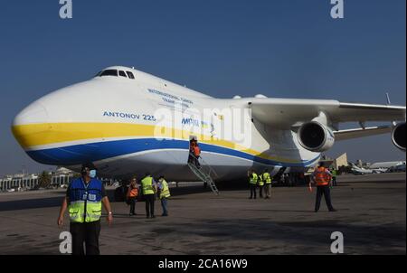 Lod, Israel. August 2020. Der größte Flugzeugträger der Welt, eine Antonov an-225, landet am Montag, den 3. August 2020, am Ben Gurion Airport in Lod bei Tel Aviv. Das ukrainische Frachtflugzeug trägt US-Militär Oshkosh Lastwagen, um mit dem israelischen Rafael's Iron Dome Raketenabwehrsysteme ausgestattet werden. Die Eisernen Kuppeln werden verwendet, um US-Truppen gegen eine Reihe ballistischer Bedrohungen zu verteidigen. Foto von Debbie Hill/UPI Kredit: UPI/Alamy Live Nachrichten Stockfoto