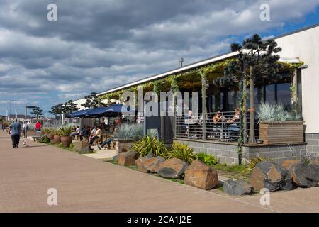 Bar 88 Bar und Restaurant an der Promenade, Seaburn, Sunderland, Tyne und Wear, England, Vereinigtes Königreich Stockfoto