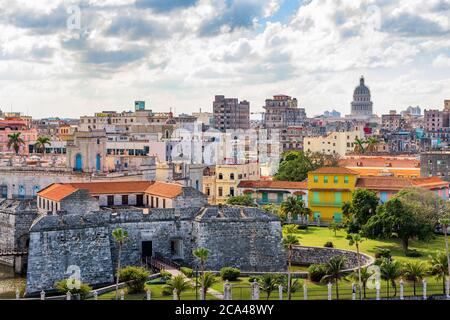 Havanna, Cuba Downtown Skyline mit dem Capitolio. Stockfoto