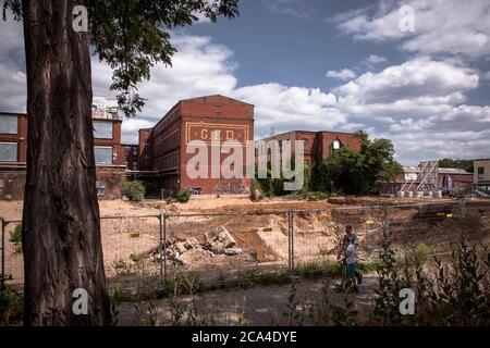 Historische Gebäude der ehemaligen Gasmotorenfabrik Deutz der Klöckner Humboldt Deutz AG auf deutz-muelheimer Straße im Stadtteil Mülheim, Colo Stockfoto