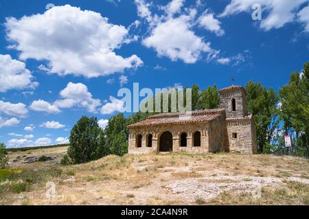 Mosarabische Kirche Ermita Santa Cecilia in Barriosuso in Kastilien und Leon, Spanien Stockfoto