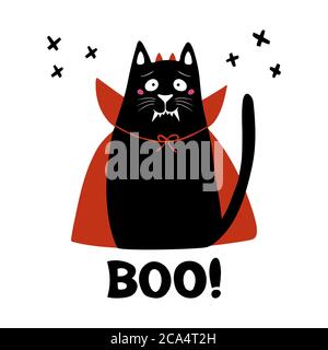 Niedliche Cartoon Katze tragen Vampir Kostüm mit Zähne, Hörner und roten Mantel. Doodle Cross Elemente und boo Wort. Halloween Grußkarte. Isoliert auf Weiß Stock Vektor