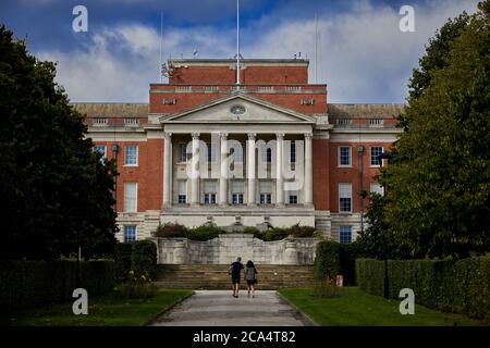 Chesterfield Stadtzentrum in Derbyshire Wahrzeichen Chesterfield Borough Council Rathaus auf Rose Hill Neo-georgischen Stil von Bradshaw Gass & Hop entworfen Stockfoto